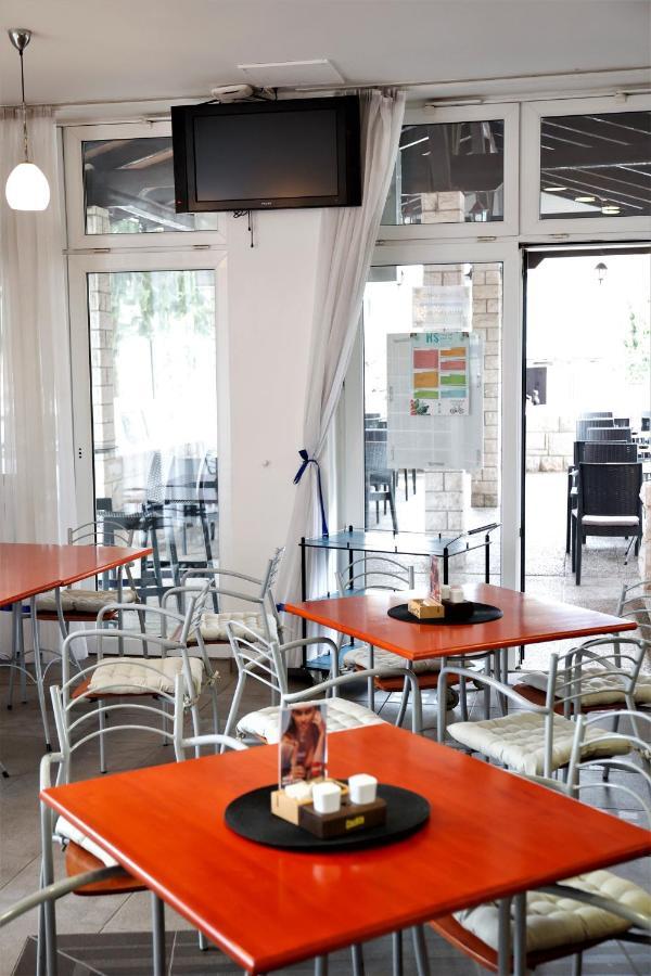 Hostel Soline Portoroz Exterior photo
